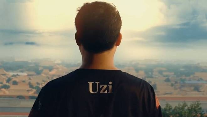  Uzi回归赛场，高光表现首场状态亮眼，瑞士队观众沸腾！